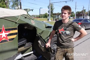 Александр Воложанин
