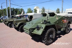 Александр Воложанин