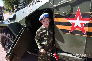 Александр Воложанин