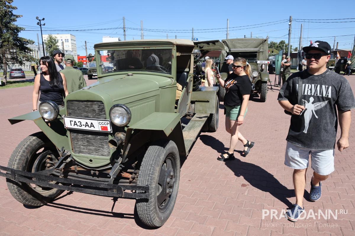 Александр Воложанин