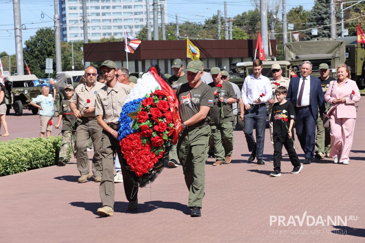 Александр Воложанин