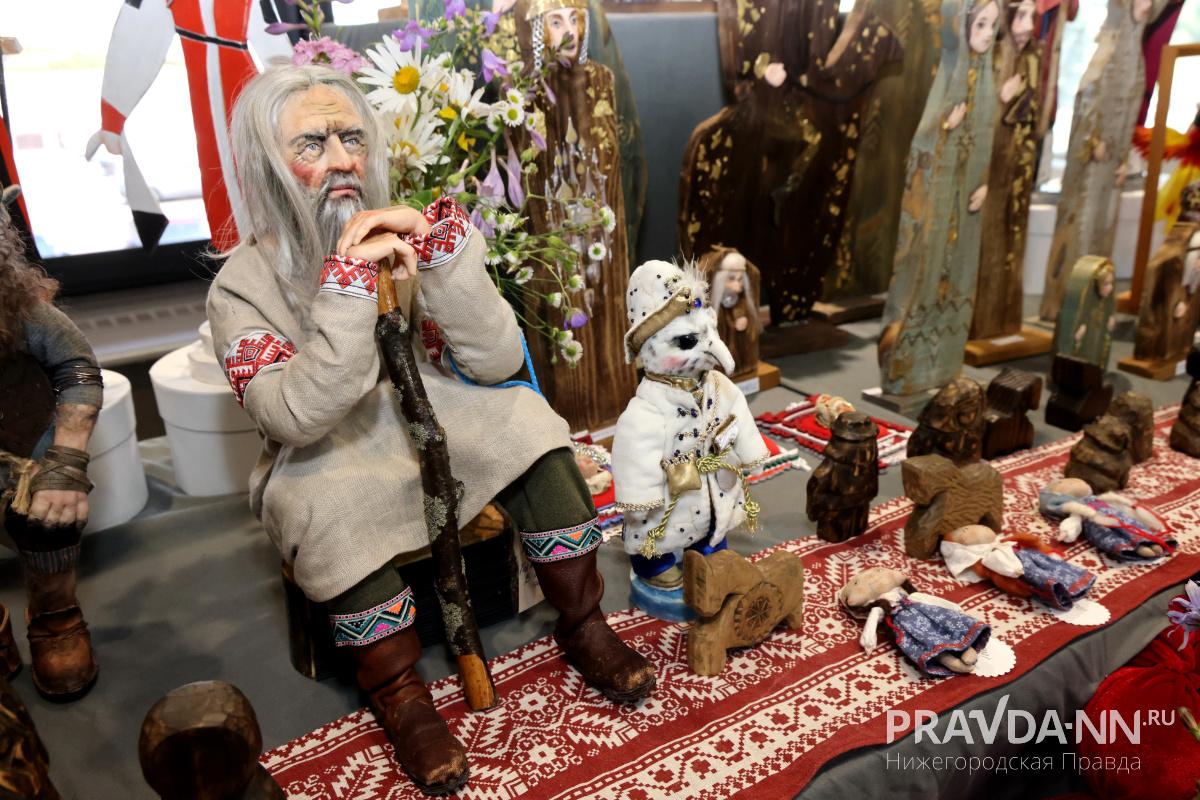 Александр Воложанин