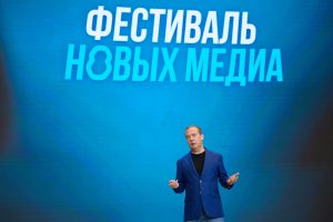 Медведев объяснил, почему в соцсетях может «резать правду-матку»