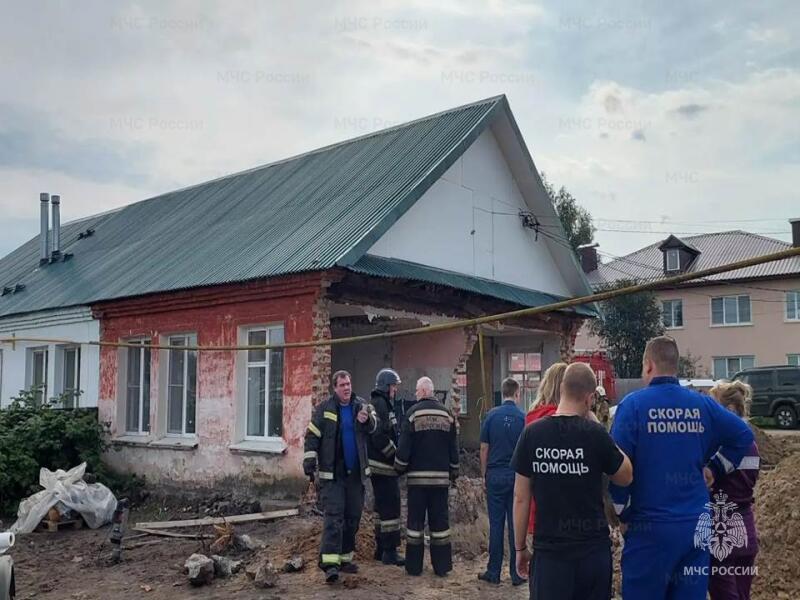 Человек погиб при обрушении стены дома в Первомайске