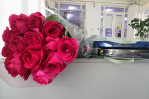 Юрист Костин разъяснил, можно ли дарить учителям алкоголь