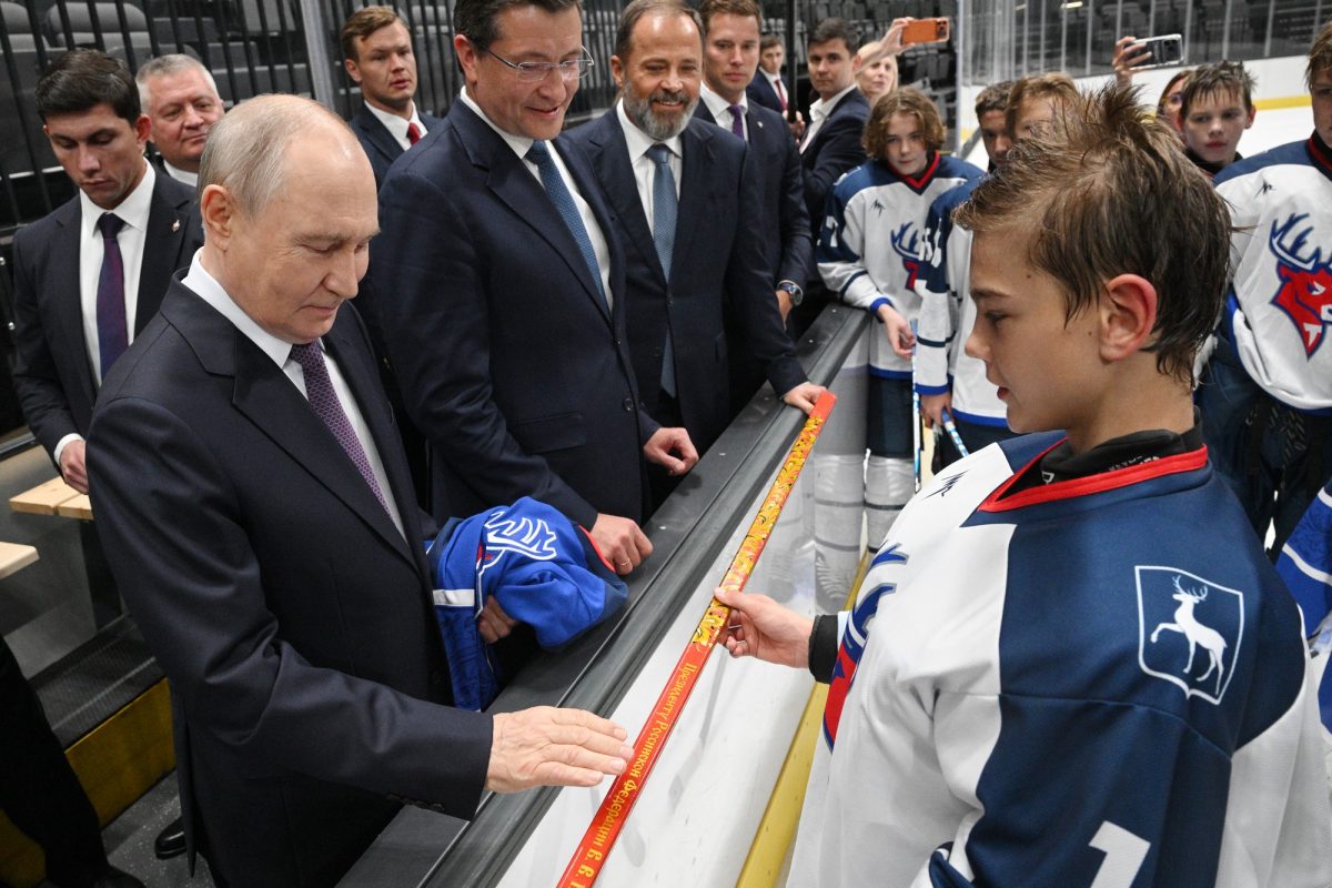 Владимир Путин посетил новый спортивный комплекс Volga Арена на Стрелке