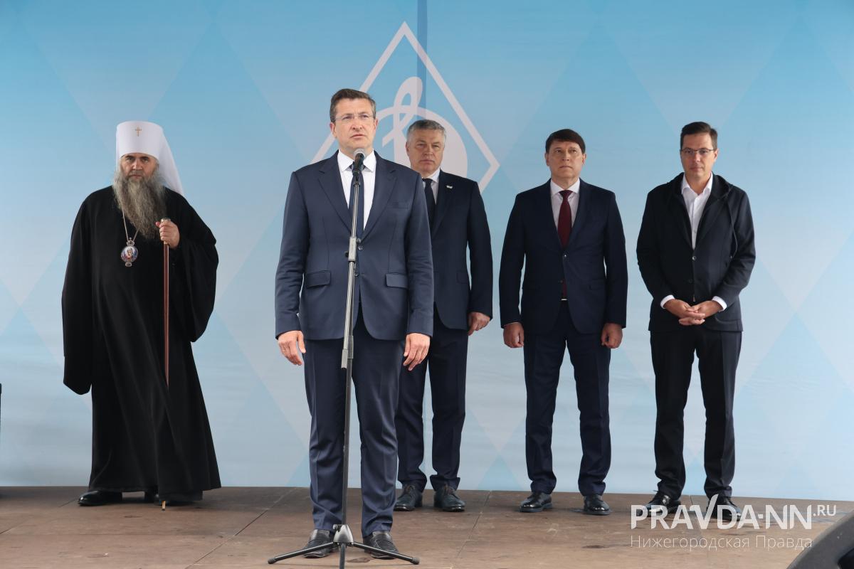 Александр Воложанин