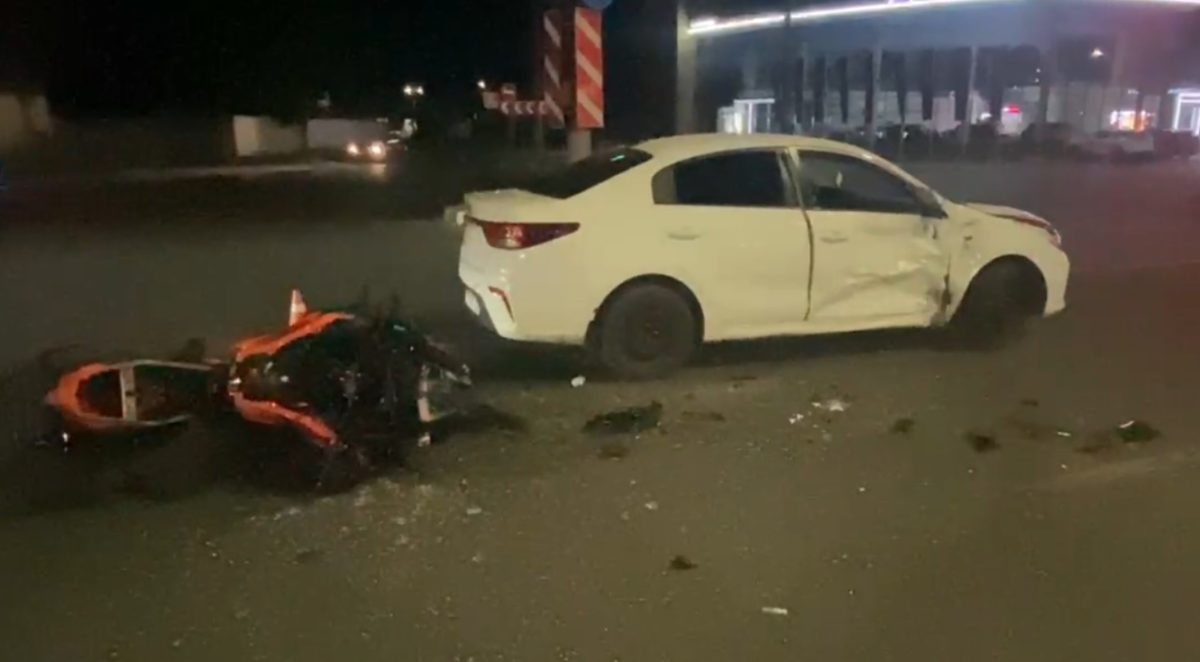 Два человека пострадали в ДТП с мотоциклом на Сормовском шоссе