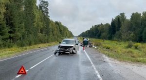 Два человека пострадали после столкновения автомобилей на Бору