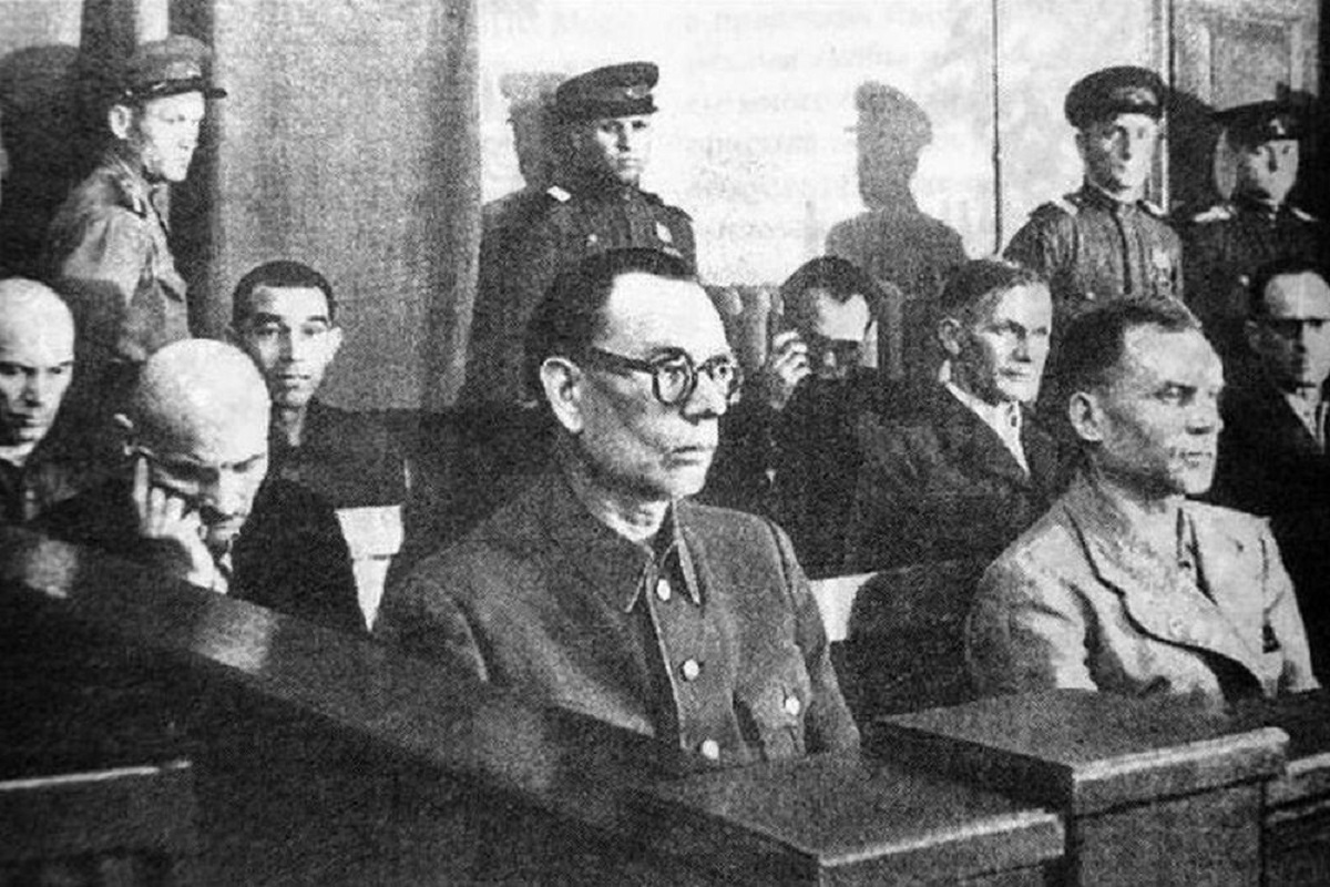 Почему генерала Власова судили в закрытом порядке