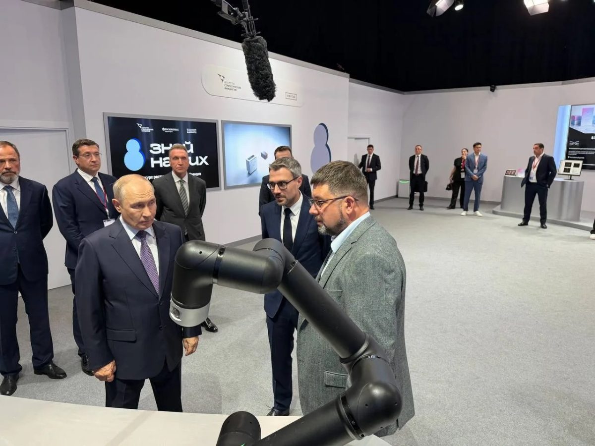Путину показали беспилотники с искусственным интеллектом в Нижнем Новгороде
