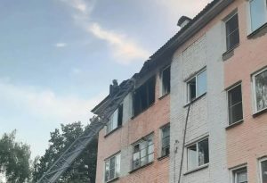 Нижегородка пострадала на пожаре в многоквартирном доме на улице Ильича