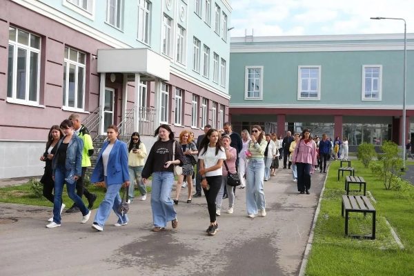 В Дзержинске перед началом учебного года открылась новая&nbsp;школа