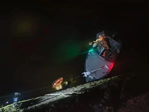 Тонущую девушку спасли из воды на Волжской набережной в Нижнем Новгороде