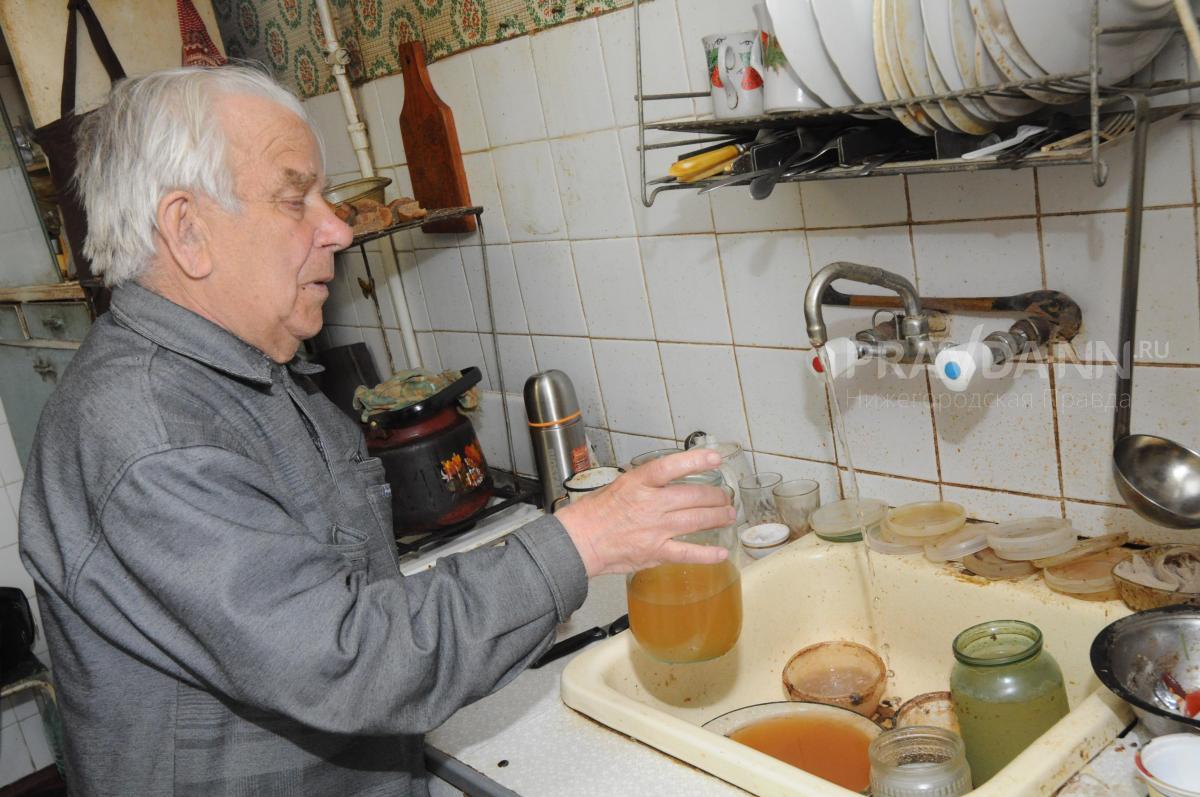 Что делать, если из крана течёт ржавая вода