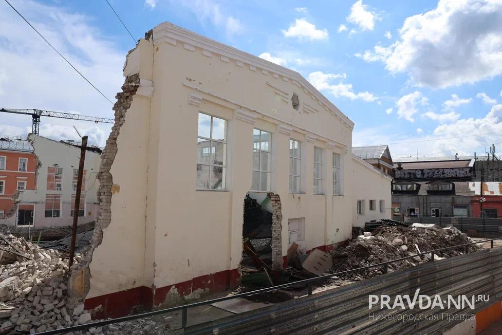 Опубликованы фотографии сноса Мытного рынка в Нижнем Новгороде