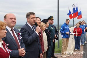 Александр Воложанин