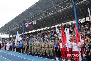Александр Воложанин
