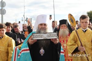 Александр Воложанин