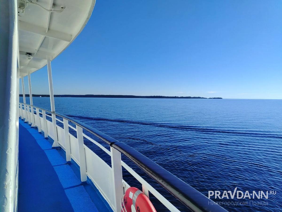 Глядя на воду, забываешь суету и проблемы будней