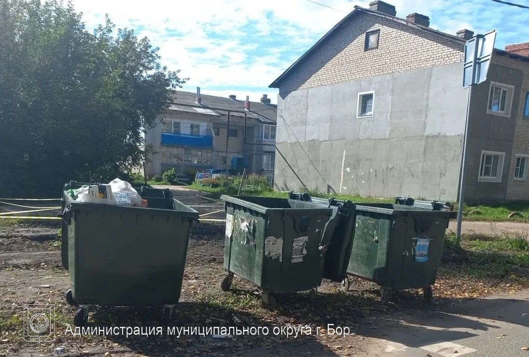40 новых евроконтейнеров установили в селах на Бору с начала года