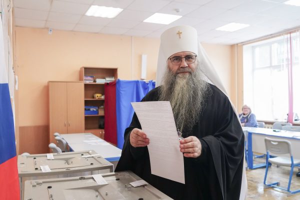 Глава Нижегородской митрополии принял участие в голосовании