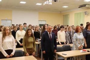 В НИУ Президентской академии отдали дань памяти жертвам террора