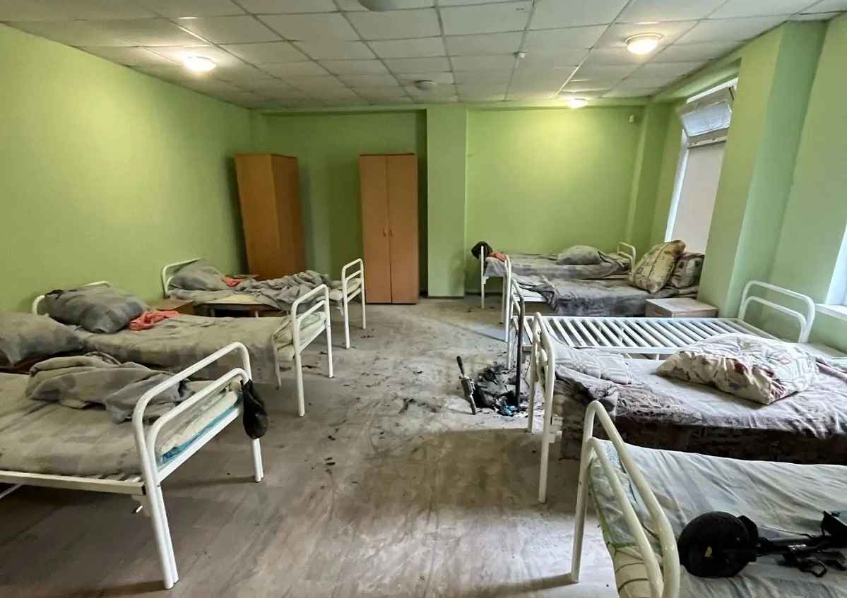 20 человек эвакуировали из-за возгорания аккумулятора в спортлагере Дзержинска