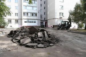 Благоустройство дворовых территорий завершается в Дзержинске