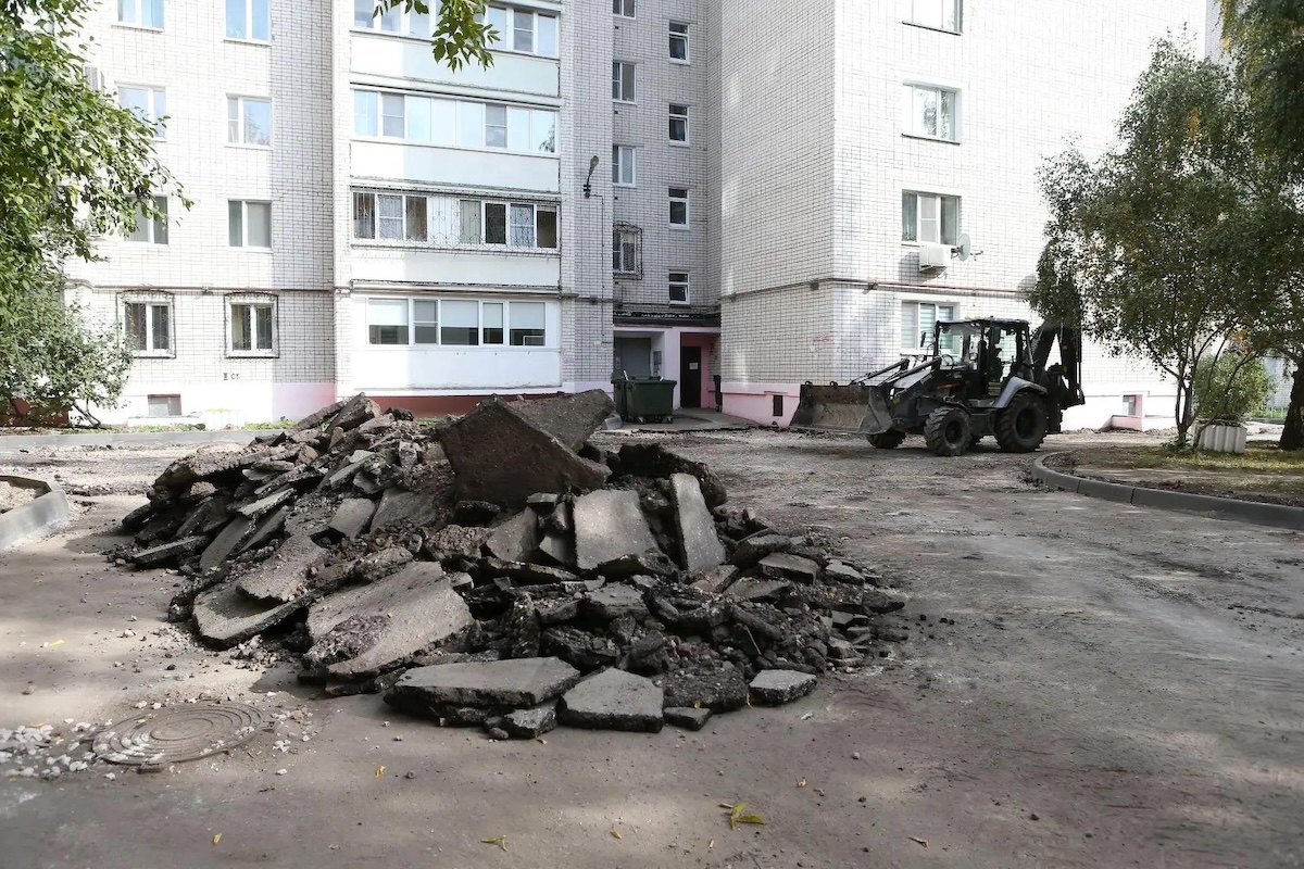 Благоустройство дворовых территорий завершается в Дзержинске