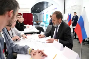 Игорь Комаров принял участие в голосовании на выборах депутатов Госдумы