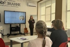 Более 100 представителей НКО региона прошли подготовку к участию в конкурсе Фонда президентских грантов