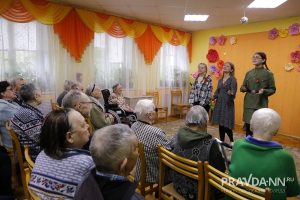 Старость вне семьи: почему нижегородцы готовы жить в домах престарелых
