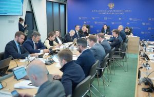 Развитие экспорта услуг обсудили на заседании комиссии Госсовета