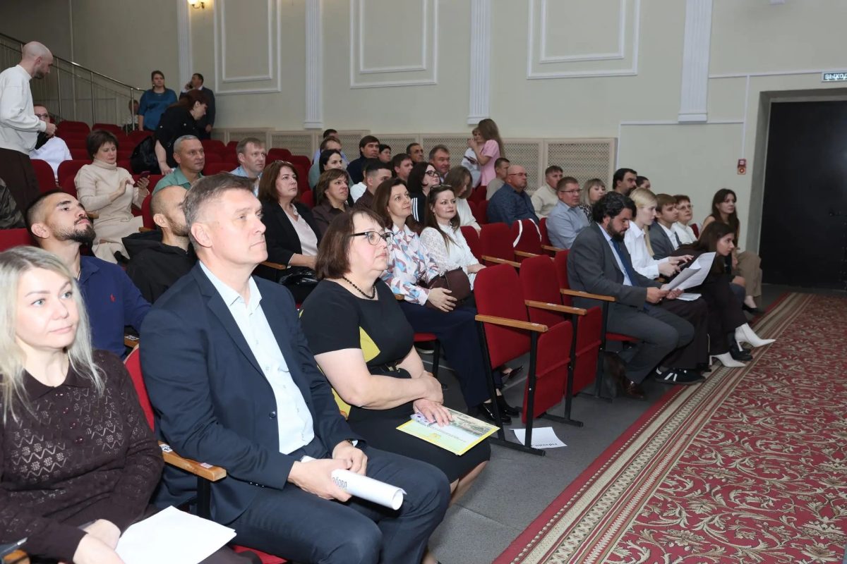 60 предпринимателей посетили круглый стол «Меры поддержки. Инструменты развития бизнеса» в Ардатове