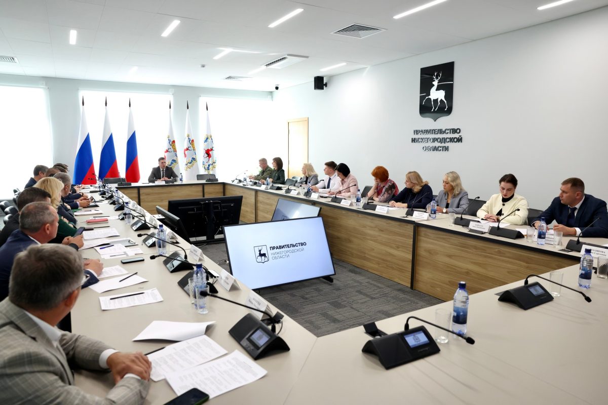 Андрей Гнеушев провел заседание комиссии по поддержке участников СВО