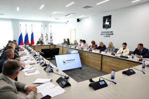 Андрей Гнеушев провел заседание комиссии по поддержке участников СВО