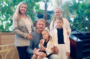 Отец года рассказал, как сохранять хорошие отношения с детьми