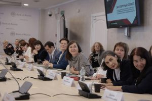 Участники экспертного совета по финграмотности обсудили коллаборации с креаторами и борьбу с «раздолжнителями»