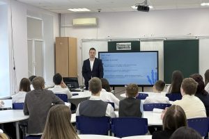 Нижегородских школьников учат защищаться от кибермошенников на уроке «Цифрового ликбеза»