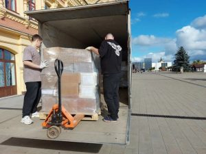 18 тонн книг привезли на Нижегородскую книжную ярмарку