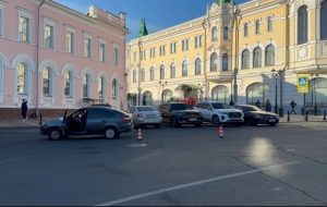 Легковушка сбила женщину на пешеходном переходе в центре Нижнего Новгорода