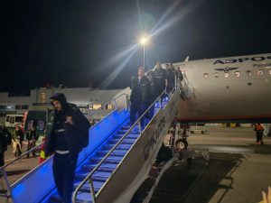 Сборная России по футболу прилетела в Нижний Новгород