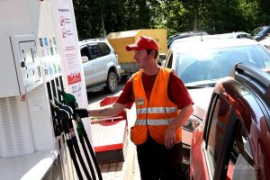Волонтеры вновь дежурят на сетевых АЗС в Нижнем Новгороде и Кстове