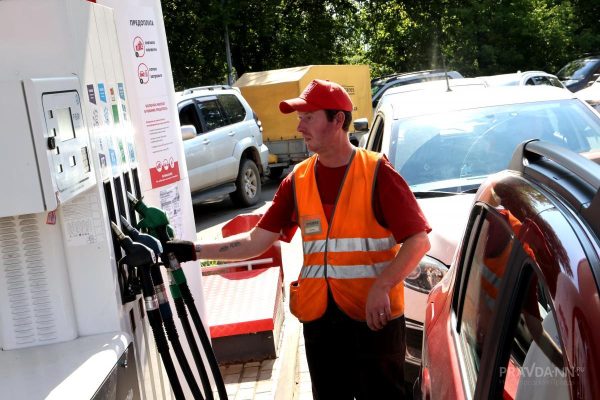 Волонтеры вновь дежурят на сетевых АЗС в Нижнем Новгороде и Кстове