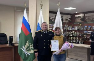 Журналист НОИЦ получила награду от службы судебных приставов